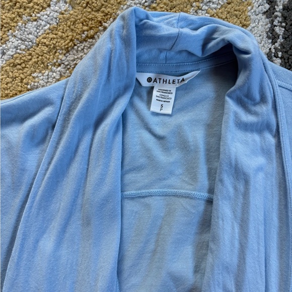 Lightweight Robe - Picture 3 of 4